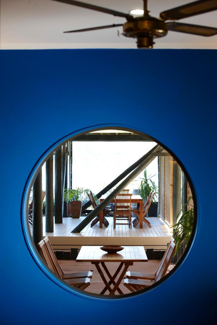 Tipi And Bobs Waterfront Lodge Tryphena Dış mekan fotoğraf
